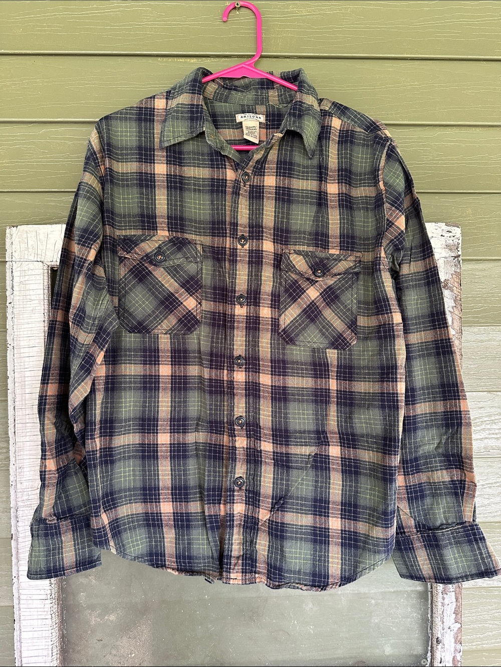 Arizona Jean Company Olive & Tan Plaid Button-Down Shirt